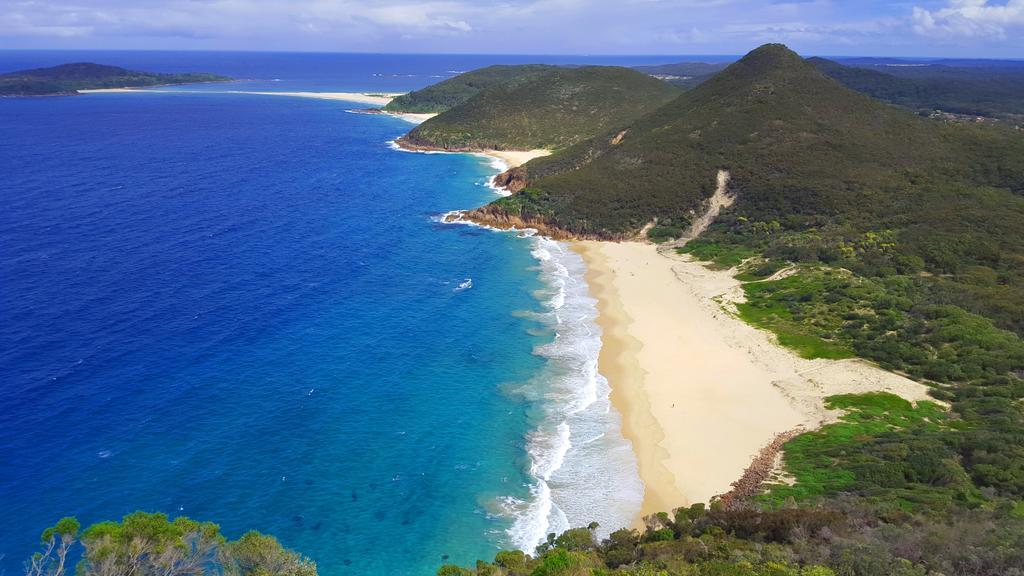 Port Stephens Motel Nelson Bay Bagian luar foto